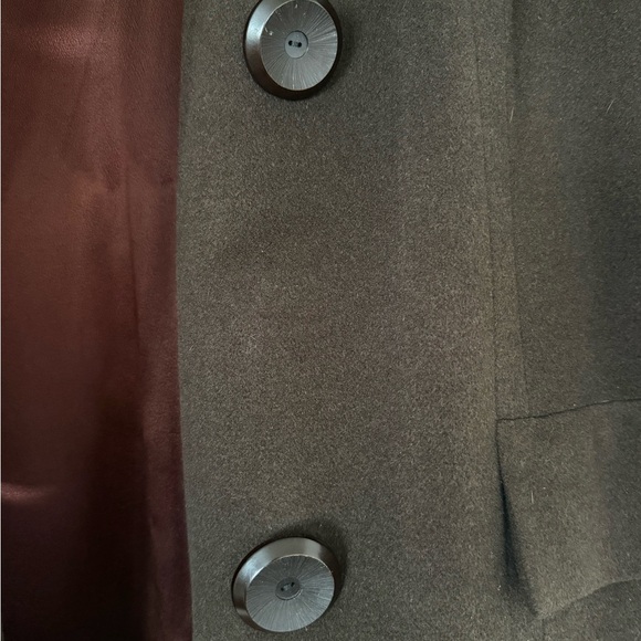 Vintage Brown Wool Coat with Fur Collar - Picture 5 of 7